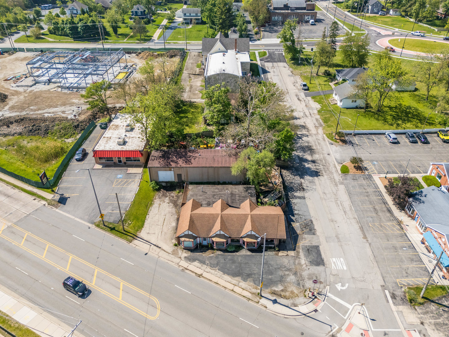 202 E Maple Street