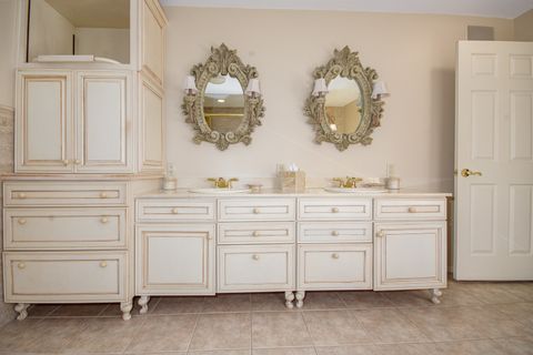 Tiny photo for 4715 Richview Road, Mt Vernon, IL 62864 (MLS # 12556428)