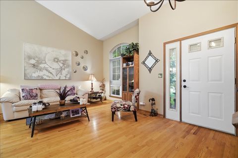 Tiny photo for 7638 Mendocino Drive, Gurnee, IL 60031 (MLS # 12681039)