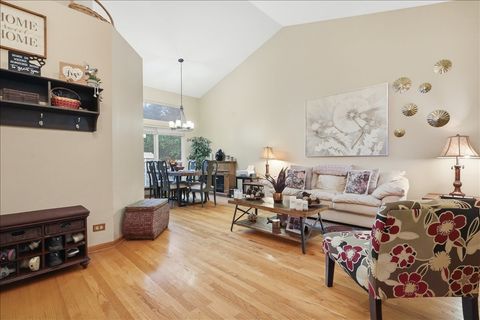 Tiny photo for 7638 Mendocino Drive, Gurnee, IL 60031 (MLS # 12681039)