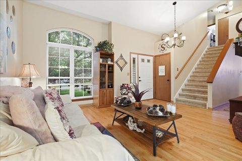 Tiny photo for 7638 Mendocino Drive, Gurnee, IL 60031 (MLS # 12681039)