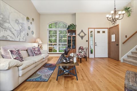 Tiny photo for 7638 Mendocino Drive, Gurnee, IL 60031 (MLS # 12681039)