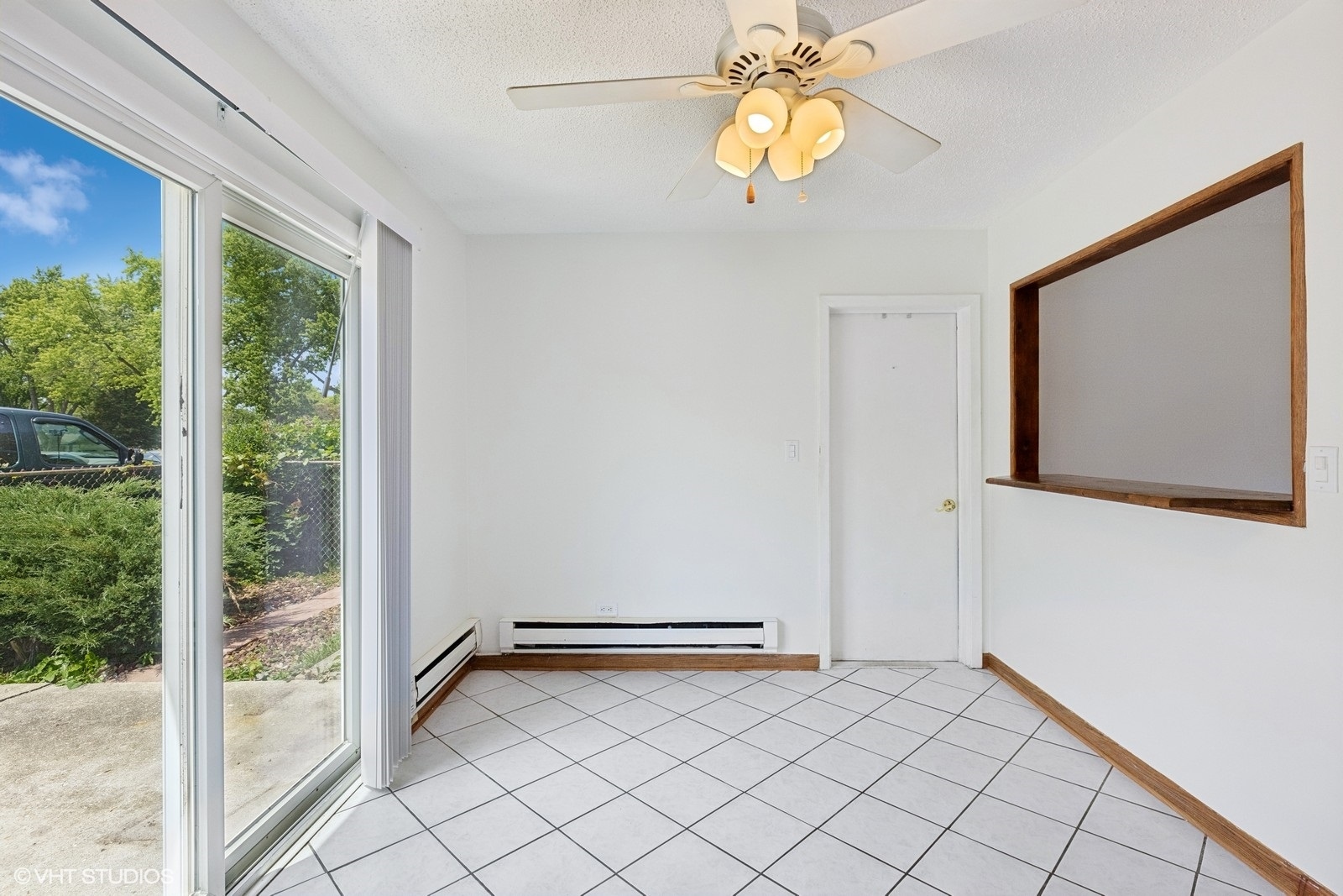 325 Larkdale Row