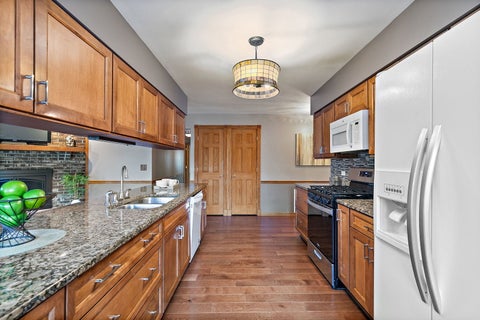 Tiny photo for 104 Millis Lane, Schaumburg, IL 60193 (MLS # 12780240)