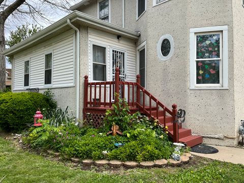 Tiny photo for 504 9th Street, Lasalle, IL 61301 (MLS # 12372469)