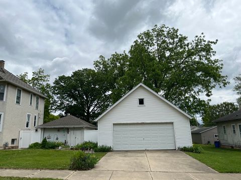 Tiny photo for 504 9th Street, Lasalle, IL 61301 (MLS # 12372469)