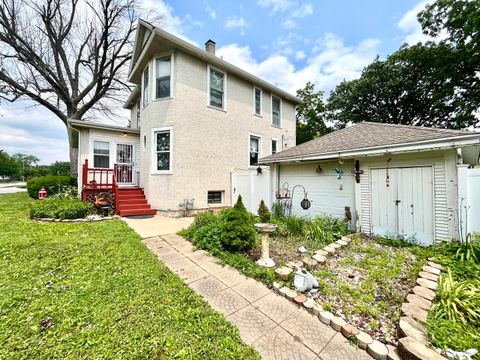Tiny photo for 504 9th Street, Lasalle, IL 61301 (MLS # 12372469)