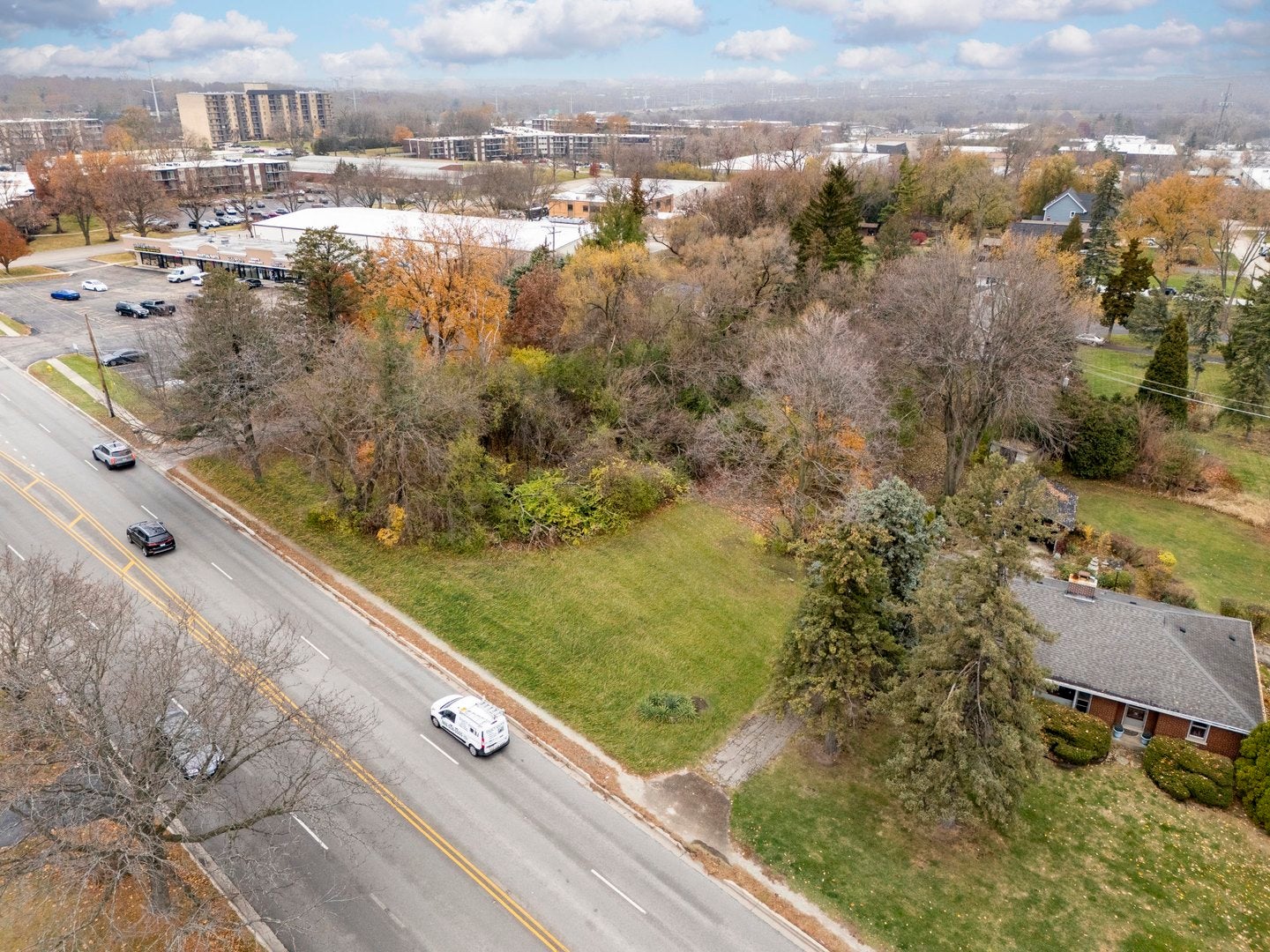 10/11 Maple Avenue
