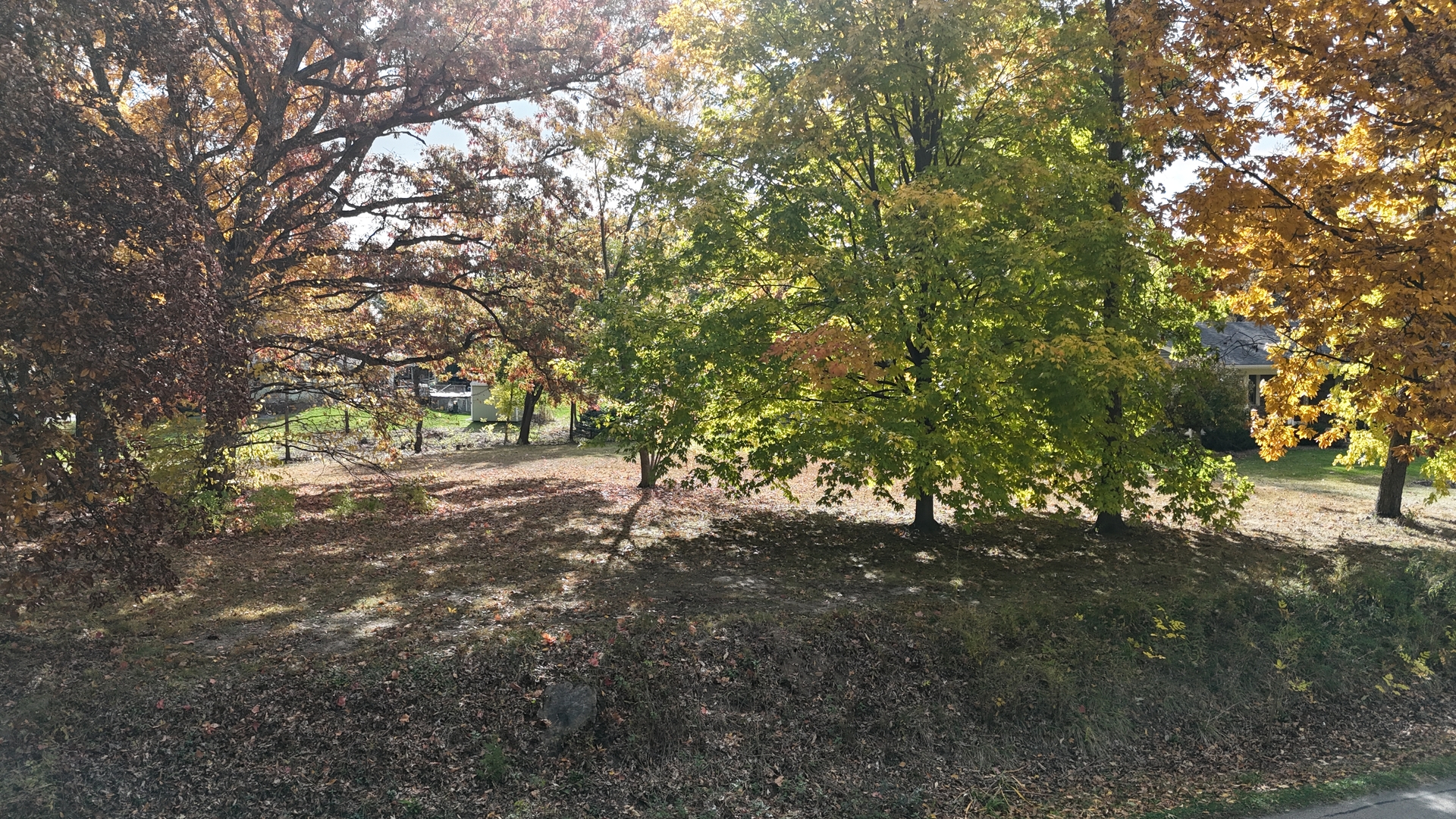 867 & 868 Lake Holiday Drive