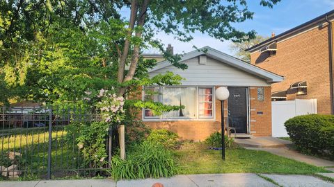 Tiny photo for 9061 S PARNELL Avenue, Chicago, IL 60620 (MLS # 12609907)