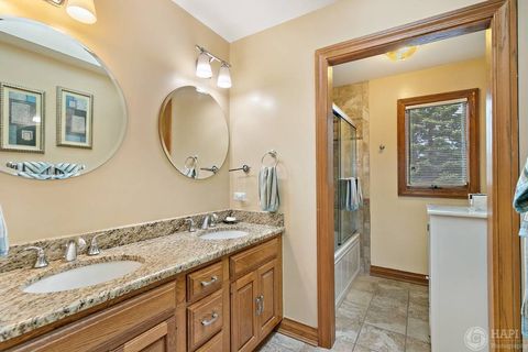Tiny photo for South Barrington, IL 60010 (MLS # 12061095)