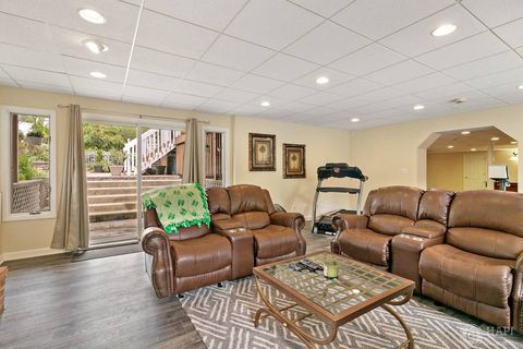 Tiny photo for South Barrington, IL 60010 (MLS # 12061095)