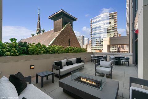 Tiny photo for 9 W Walton Street #2202, Chicago, IL 60610 (MLS # 12497706)