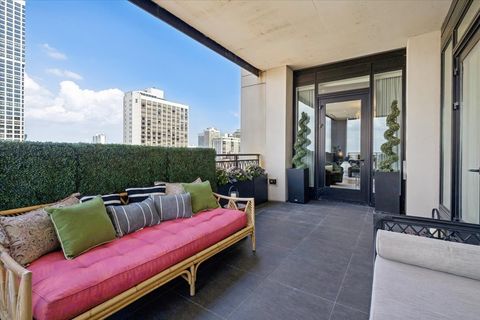 Tiny photo for 9 W Walton Street #2202, Chicago, IL 60610 (MLS # 12497706)