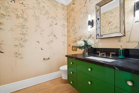 Tiny photo for 9 W Walton Street #2202, Chicago, IL 60610 (MLS # 12497706)