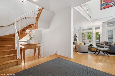 Tiny photo for 2209 N Seminary Avenue, Chicago, IL 60614 (MLS # 12450433)