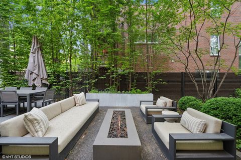 Tiny photo for 2209 N Seminary Avenue, Chicago, IL 60614 (MLS # 12450433)