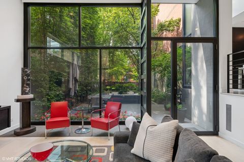 Tiny photo for 2209 N Seminary Avenue, Chicago, IL 60614 (MLS # 12450433)