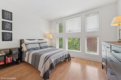 Tiny photo for 2209 N Seminary Avenue, Chicago, IL 60614 (MLS # 12450433)