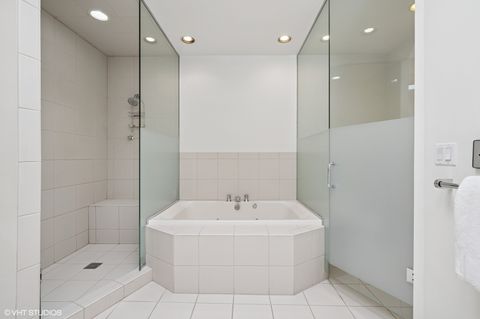Tiny photo for 2209 N Seminary Avenue, Chicago, IL 60614 (MLS # 12450433)