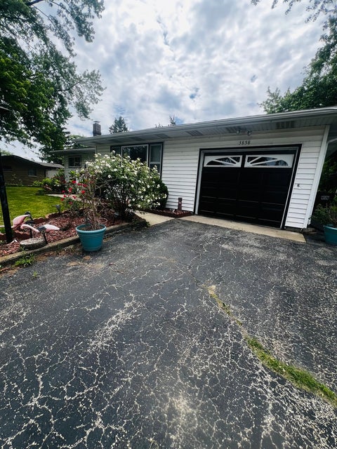 Tiny photo for 3858 E Lakeview Drive, Kankakee, IL 60901 (MLS # 12664769)