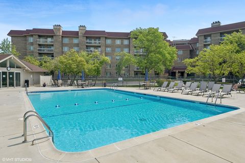 Tiny photo for Northbrook, IL 60062 (MLS # 12620211)