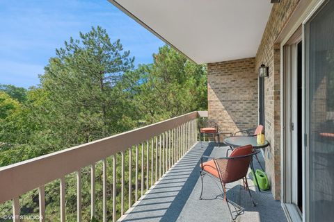 Tiny photo for Northbrook, IL 60062 (MLS # 12620211)