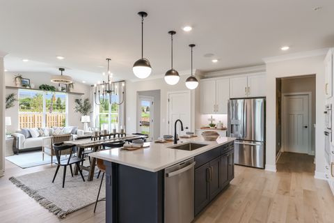 Tiny photo for 5 Hawthorn Ridge Drive, Hawthorn Woods, IL 60047 (MLS # 12546823)