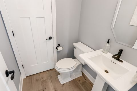 Tiny photo for 5 Hawthorn Ridge Drive, Hawthorn Woods, IL 60047 (MLS # 12546823)