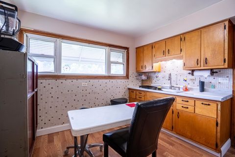 Tiny photo for 2843 Hawthorne Street, Franklin Park, IL 60131 (MLS # 12431104)
