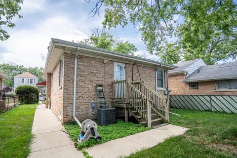Tiny photo for 2843 Hawthorne Street, Franklin Park, IL 60131 (MLS # 12431104)