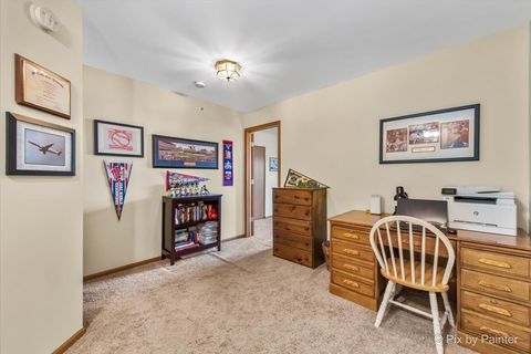 Tiny photo for 443 Arboretum Drive, Lombard, IL 60148 (MLS # 12420190)