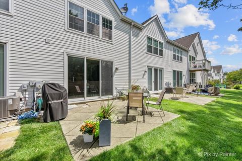 Tiny photo for 443 Arboretum Drive, Lombard, IL 60148 (MLS # 12420190)