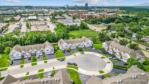 Tiny photo for 443 Arboretum Drive, Lombard, IL 60148 (MLS # 12420190)