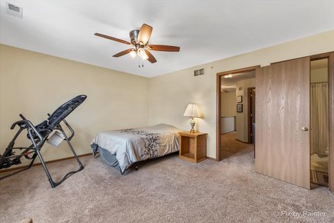 Tiny photo for 443 Arboretum Drive, Lombard, IL 60148 (MLS # 12420190)