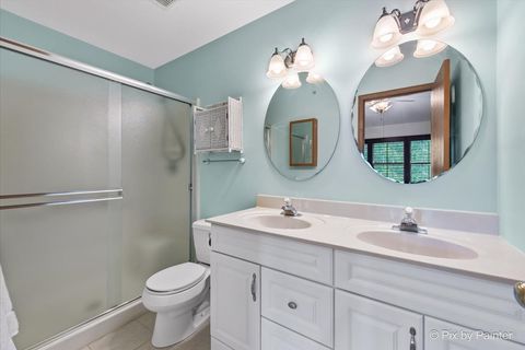 Tiny photo for 443 Arboretum Drive, Lombard, IL 60148 (MLS # 12420190)