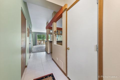 Tiny photo for 443 Arboretum Drive, Lombard, IL 60148 (MLS # 12420190)