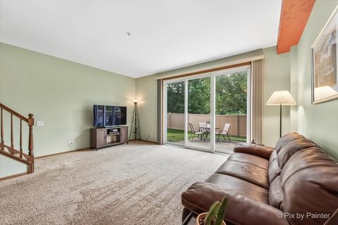 Tiny photo for 443 Arboretum Drive, Lombard, IL 60148 (MLS # 12420190)