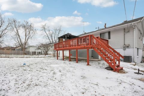 Tiny photo for 301 Villa Road, Streamwood, IL 60107 (MLS # 12537833)