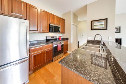 Tiny photo for 647 N Green Street #301, Chicago, IL 60642 (MLS # 12679990)
