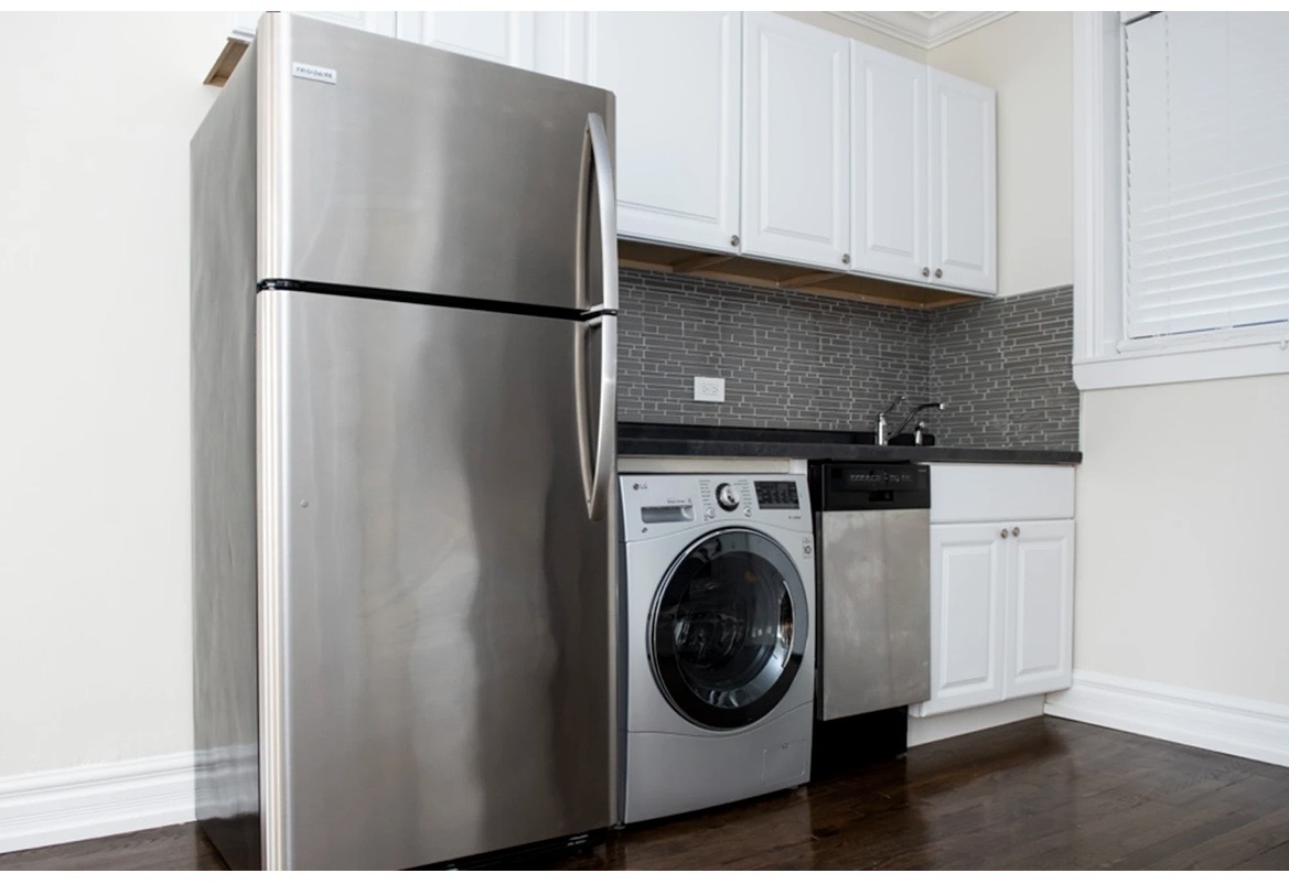 1056 W Lill Avenue 1