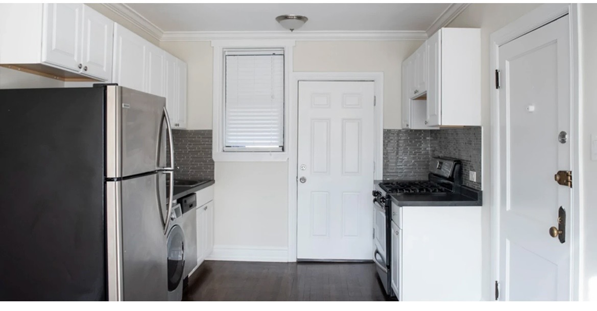 1056 W Lill Avenue 1