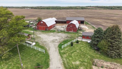 Tiny photo for 9896 Lincoln Road, Morrison, IL 61270 (MLS # 12637233)