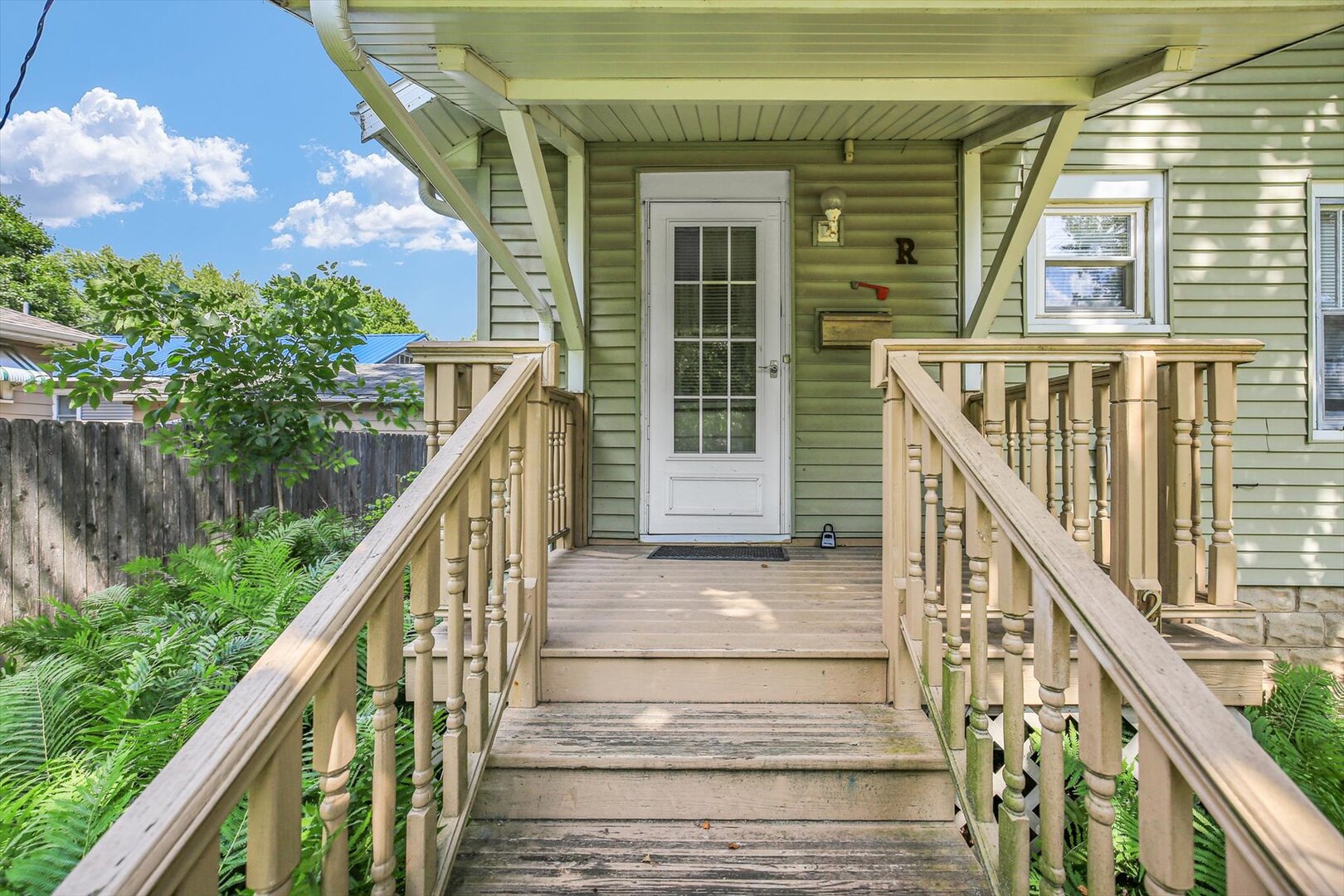 206 N Victor Street