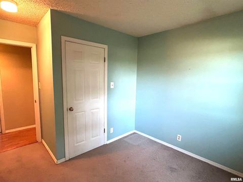 Tiny photo for 744 CARDINAL Road, Carbondale, IL 62901 (MLS # EB459787)