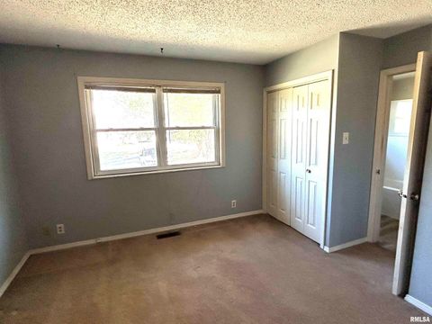 Tiny photo for 744 CARDINAL Road, Carbondale, IL 62901 (MLS # EB459787)