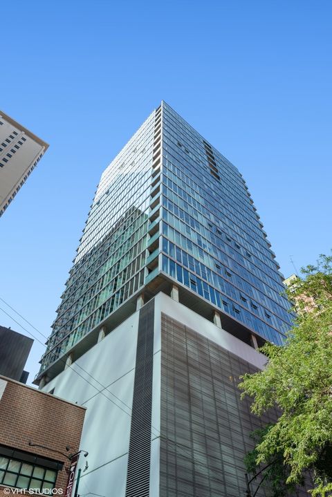 550 N Saint Clair Street 2302 Chicago IL 60611