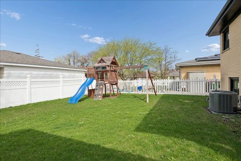 Tiny photo for 8154 N Root Court, Niles, IL 60714 (MLS # 12619006)