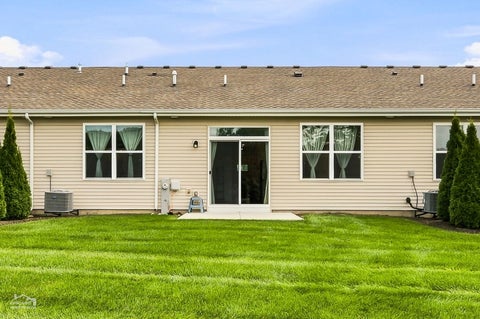 Tiny photo for 944 Darwin Street, North Aurora, IL 60542 (MLS # 12739188)