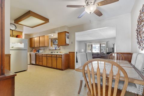 Tiny photo for 739 DELPHIA Avenue, Elk Grove Village, IL 60007 (MLS # 12532484)